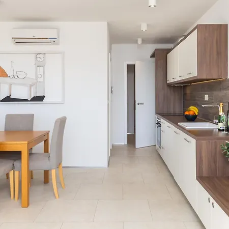 Apartman Jolara With Heated Pool *