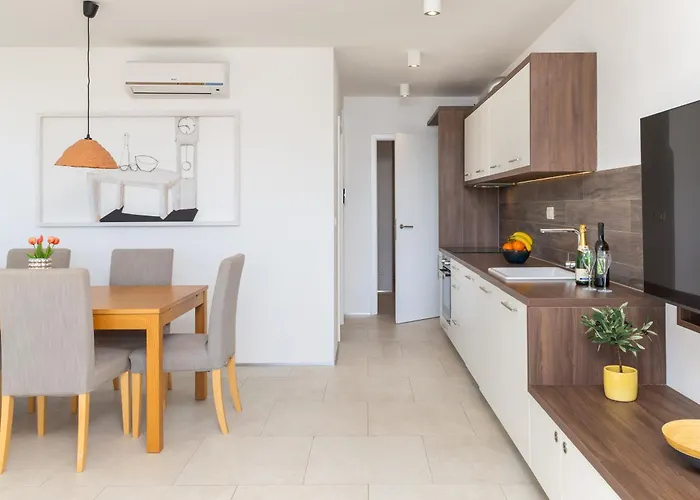 Appartement Jolara With Heated Pool *